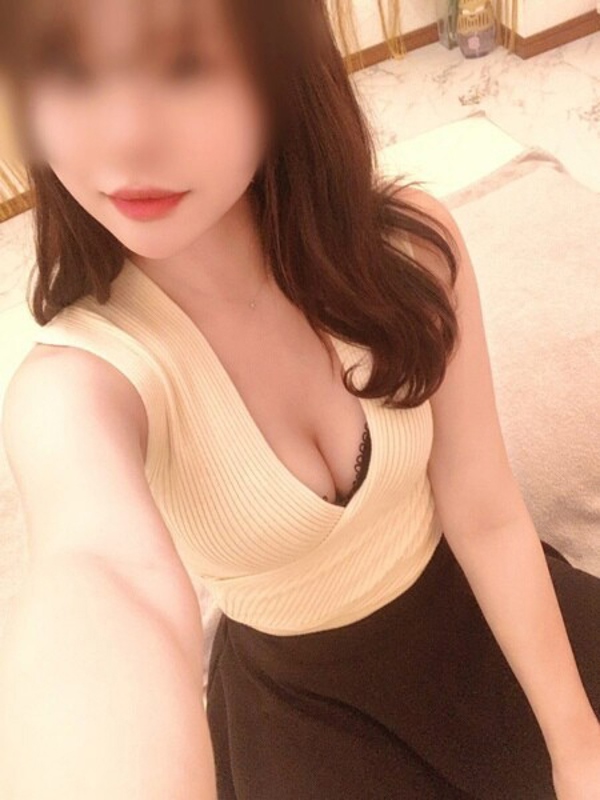 千野 まふゆ