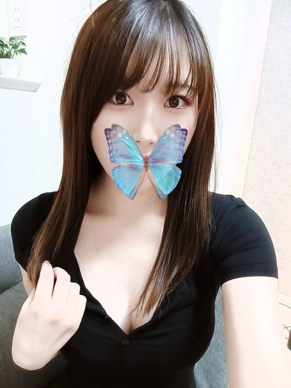 百瀬しずく