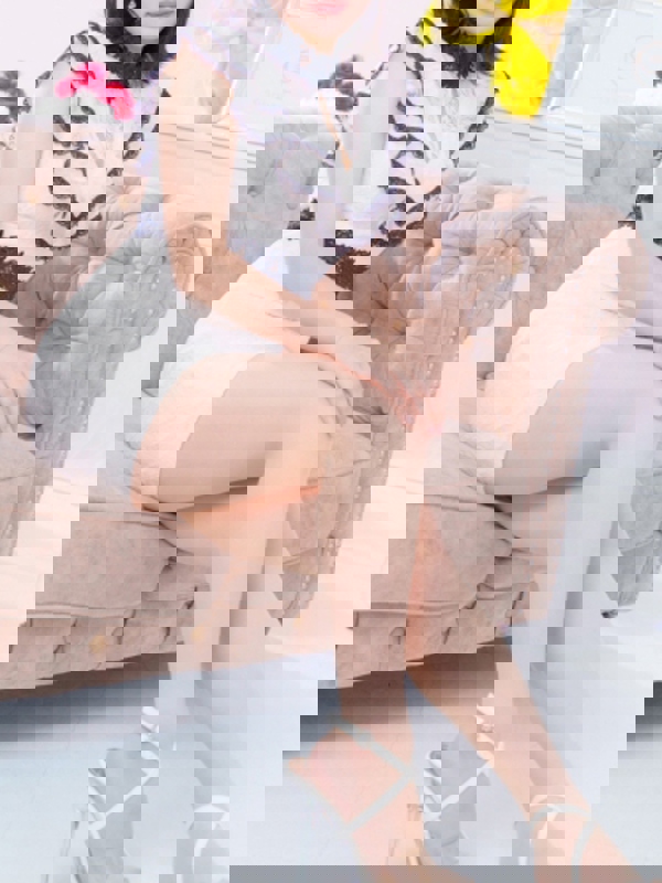 朱莉（あかり）-E