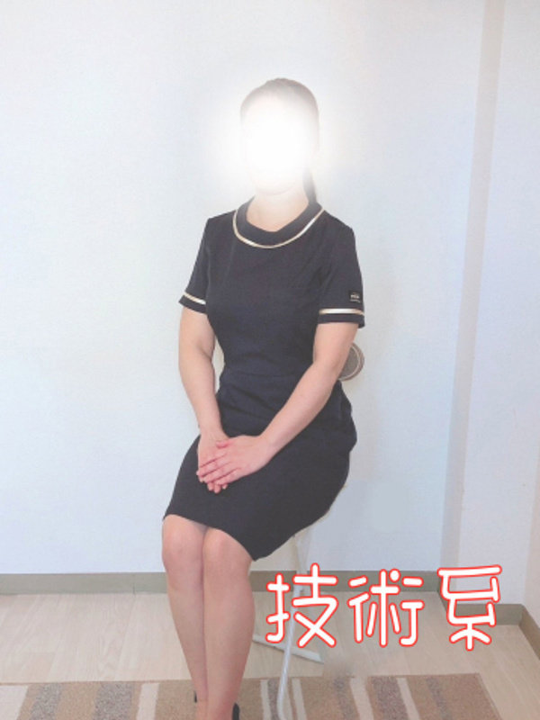 荒木ひかり