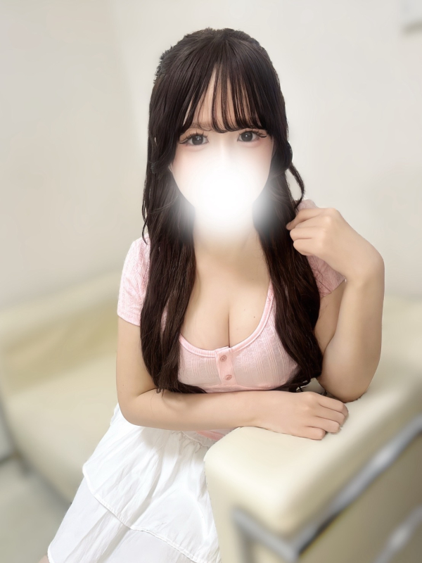 彩月まや