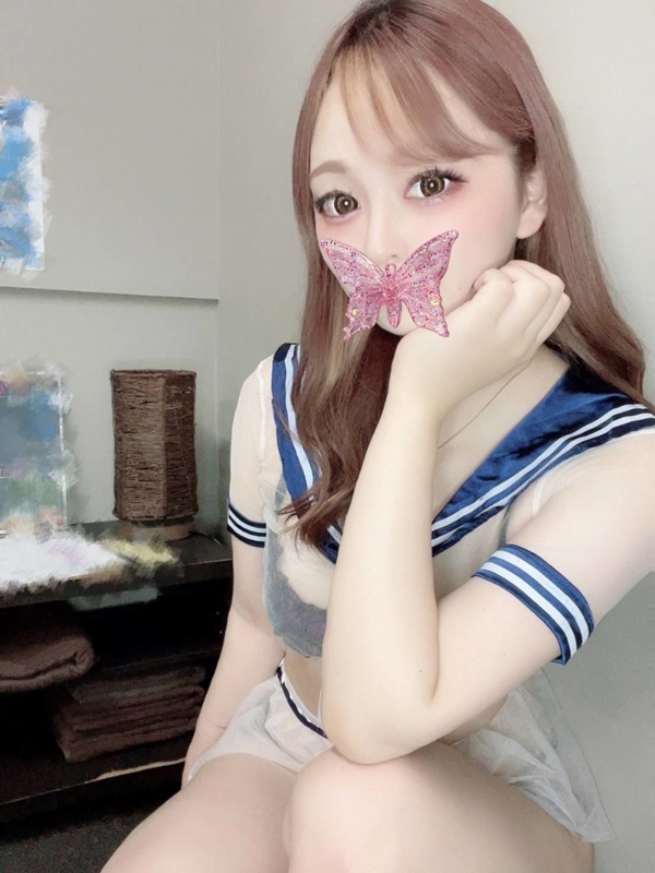 愛咲るあ