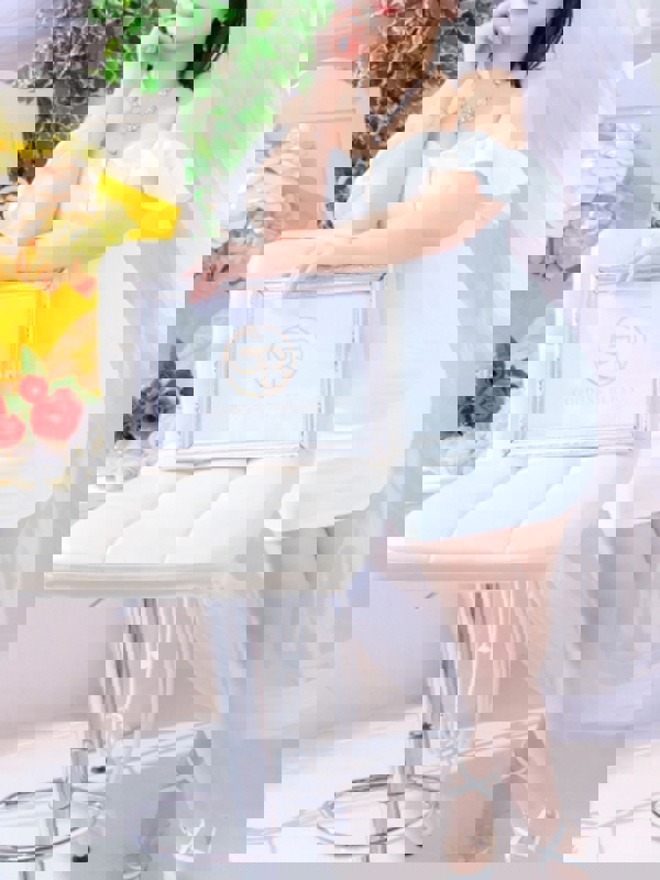 芹花（せりか）-E