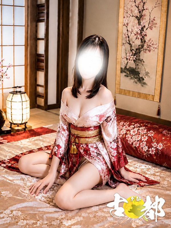 瀬名　彩加