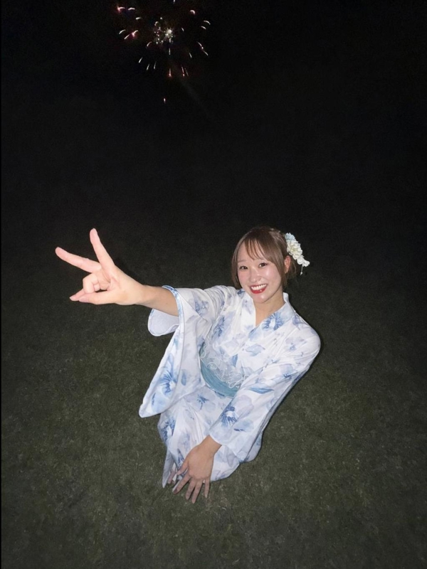 白雪にこ