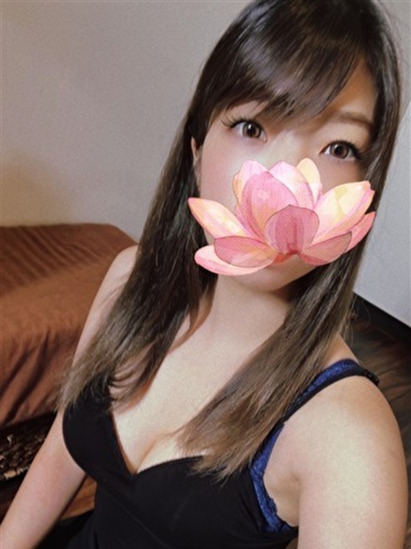 あいな