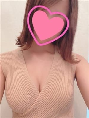 新川 ゆあ