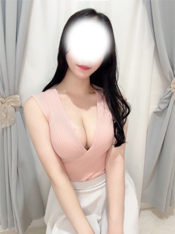 尾形ゆい