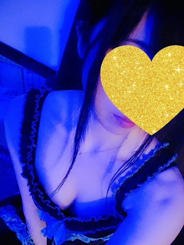 えいみ（20代後半）