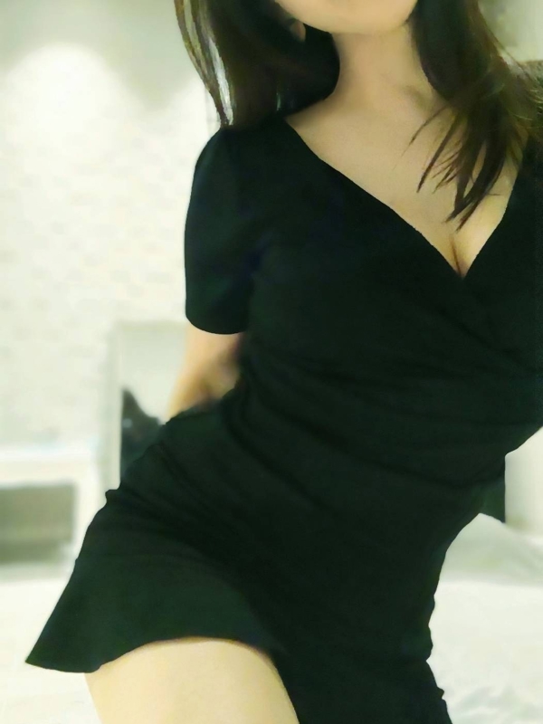 鈴木ひとみ