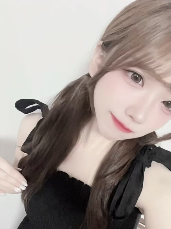 成瀬ひな