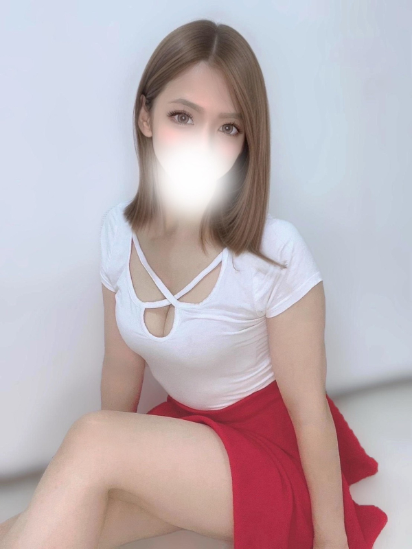 末広えま