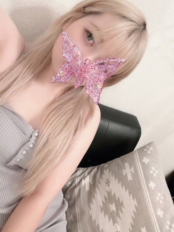 三田しおり