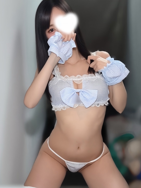 白雪えるも