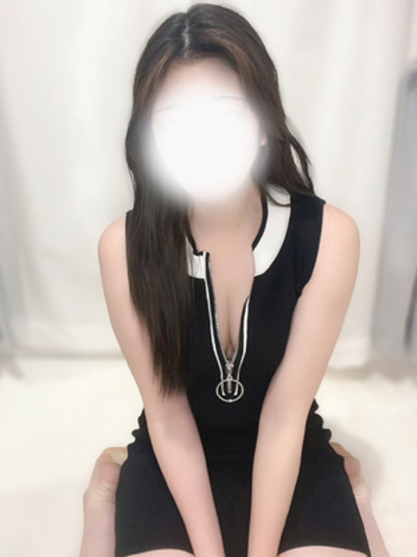 雫めい